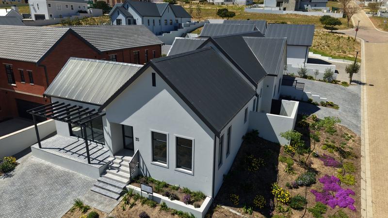 4 Bedroom Property for Sale in Mount Royal Golf Estate Western Cape
